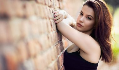 8 секретов визуально увеличить грудь с помощью одежды