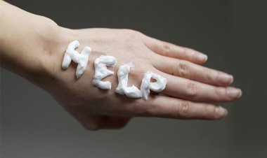 Что делать, если трескается и сохнет кожа на руках