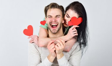 Что подарить парню на День Влюбленных