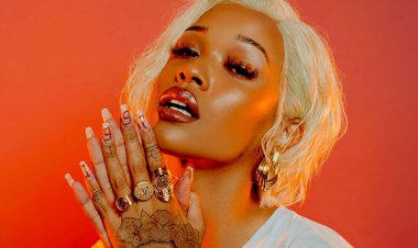 Татуировки на ногтях – модный тренд в маникюре