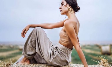 Летние брюки из льна: тренды, актуальные фасоны, модные детали