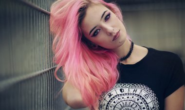 Модные тренды на осень 2021: стрижки, прически, окрашивание