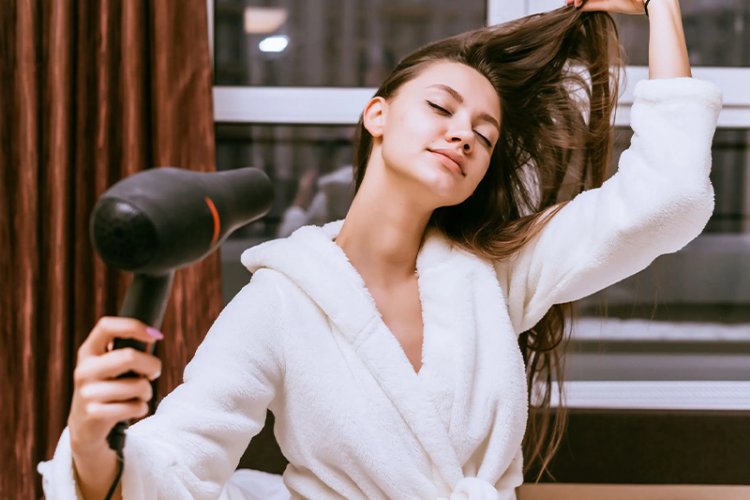 Как правильно сушить волосы феном советов