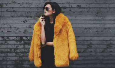 Модные дубленки и шубы для зимы 2023 года: как носить и с чем сочетать