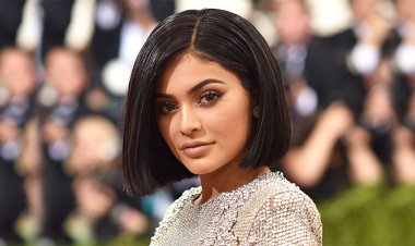 Модные стрижки и причёски весна-лето 2022