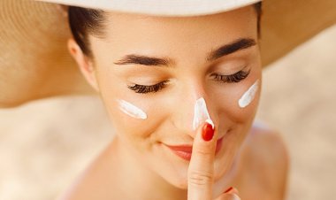 ТОП подборка средств для ухода за кожей летом: советы косметолога