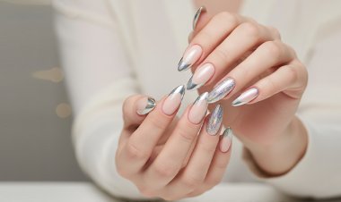 Французский маникюр 2026: модные тренды, новинки и идеи френча