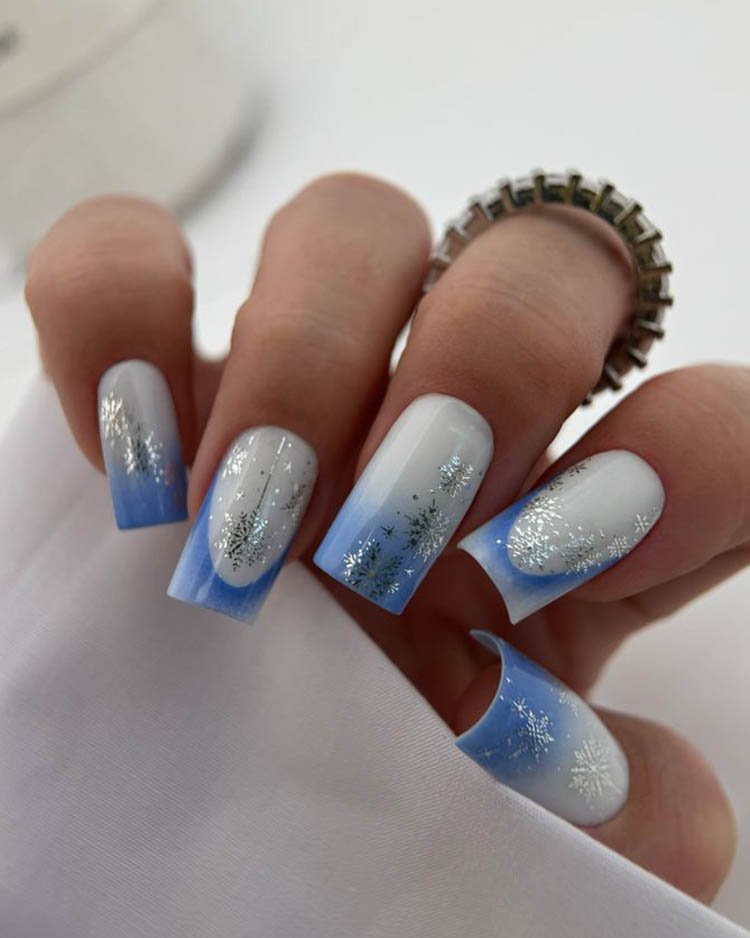 синий новогодний френч