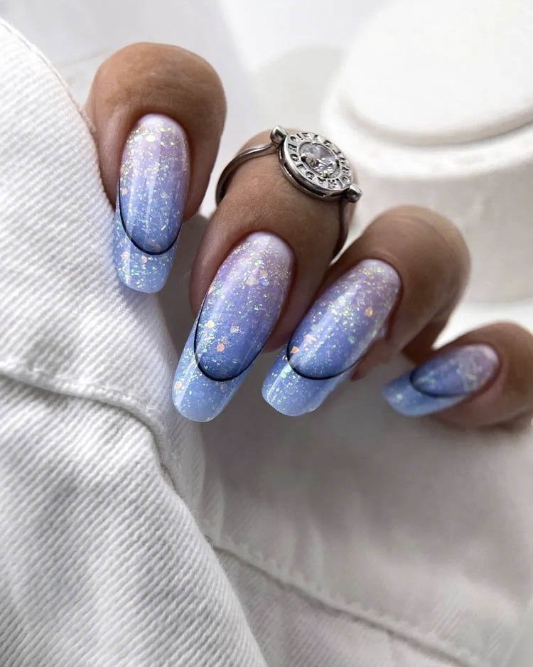 голубой необычный френч с блестками