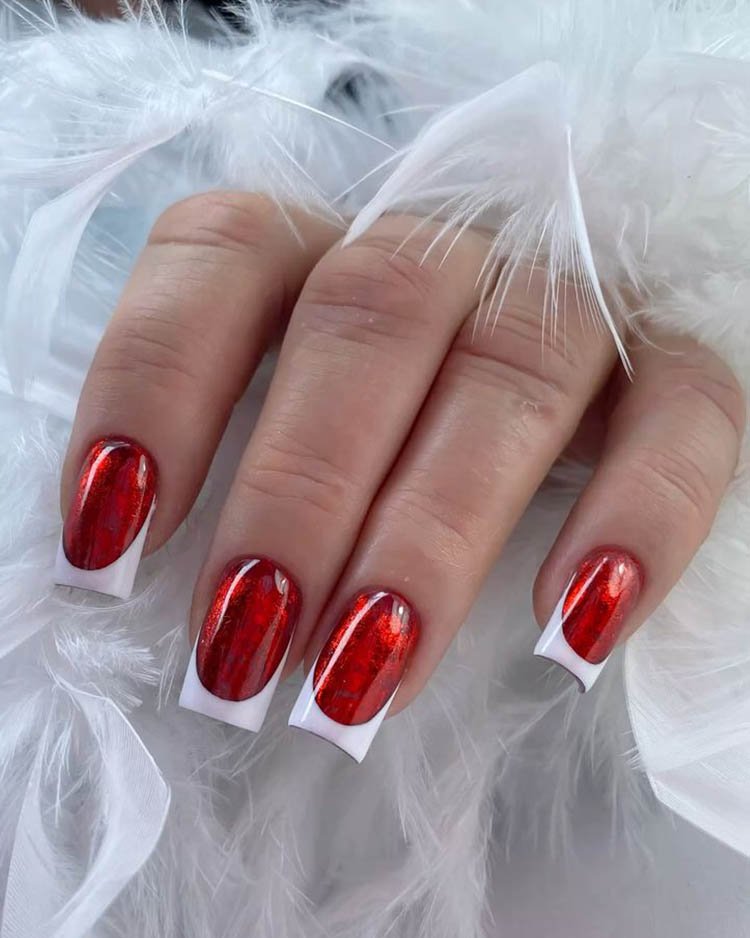 белый френч на красной подложке с блестками