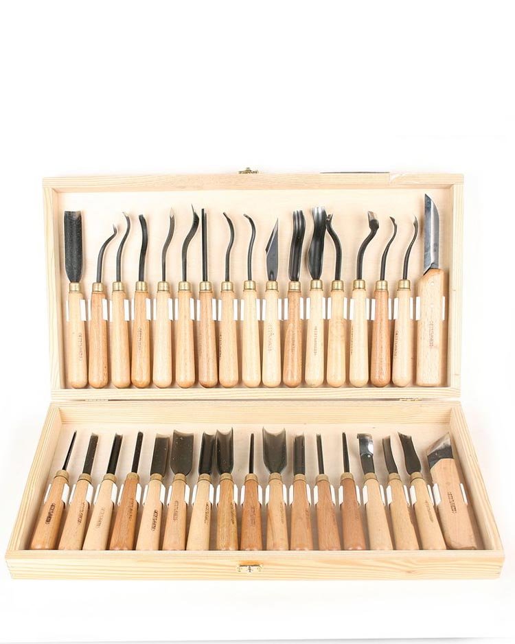 Набор для резьбы по дереву