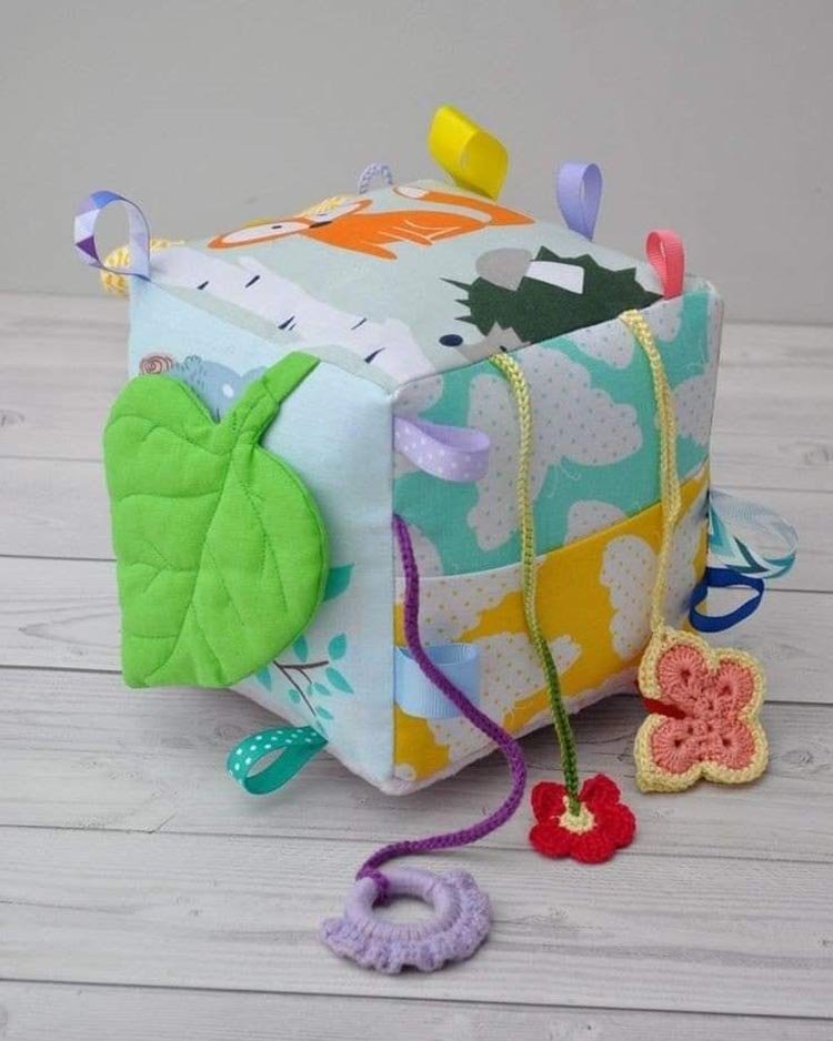 мягкий кубик для малышей