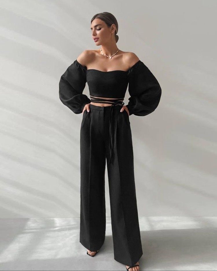  фигура типа «треугольник», широкие брюки и топ с завязками