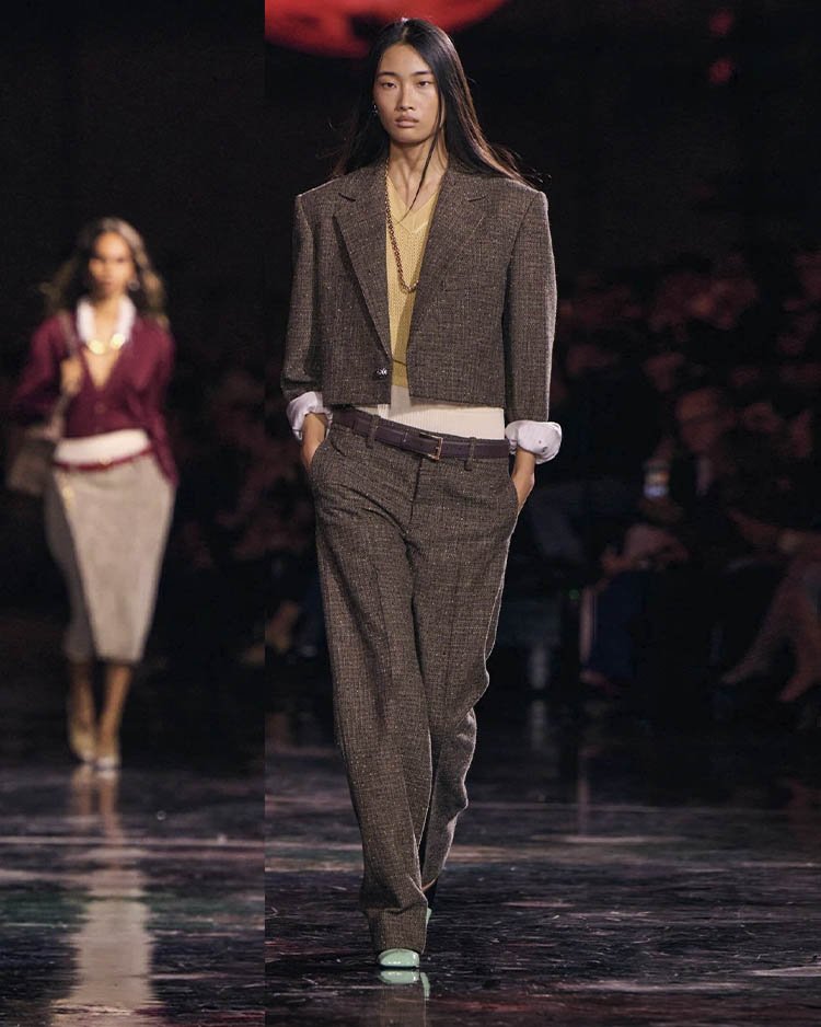 Chanel Весна-Лето 2026, твидовый укороченный пиджак