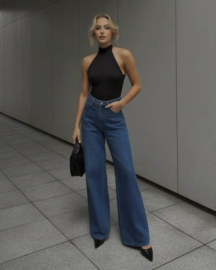 Джинсы клеш с топом